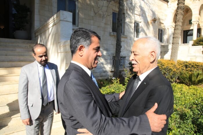 070a8c2b 863d 4478 B0be 24bf588a3949