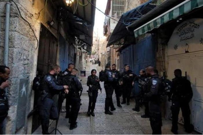 مستوطنون يستولون على منزل عائلة Quotصب لبنquot في القدس